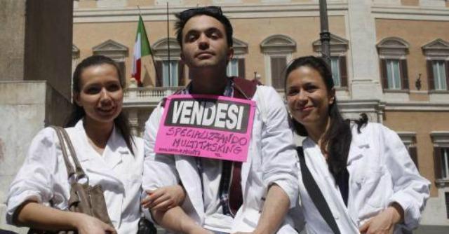 Medici italiani in fuga verso migliori condizioni di lavoro all'estero