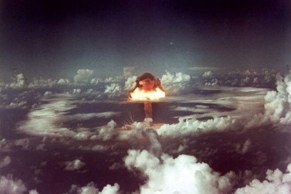 Immagine d'archivio - Il test nucleare condotto in atmosfera, sull'isola di Runit. | U.S. Army