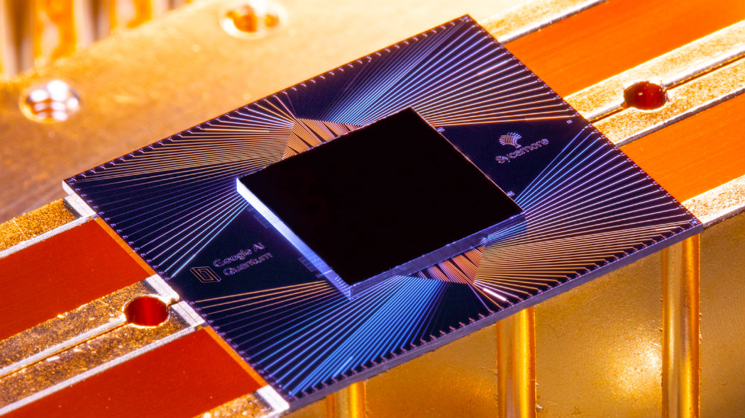 Fotografia del processore di Sycamore (foto: Erik Lucero, ricercatore e capo del Production Quantum Hardware)