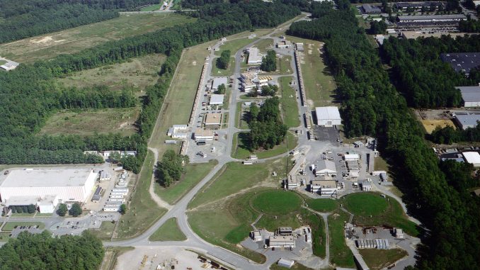Veduta aerea del Jefferson Lab. Crediti: Wikimedia Common