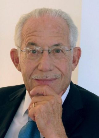 L'autore Biologo, imprenditore e filantropo, William A. Haseltine è stato professore alla Harvard Medical School e alla Harvard School of Public Health, ed è noto per le sue ricerche pionieristiche su cancro, HIV/AIDS e genomica.