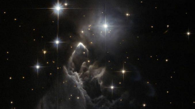 Trovato un buco nero a "soli" mille anni luce dalla Terra