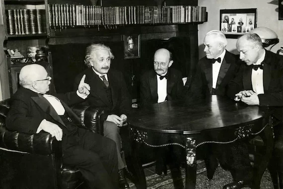 Walther Hermann Nernst, Albert Einstein, Max Planck e Max von Laue nel 1931.