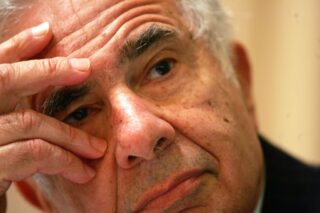 Carl Icahn, l’investitore miliardario accusato di schema Ponzi