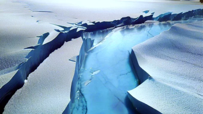#graphic_art("calotta polare antartica sciolta per riscaldamento globale")