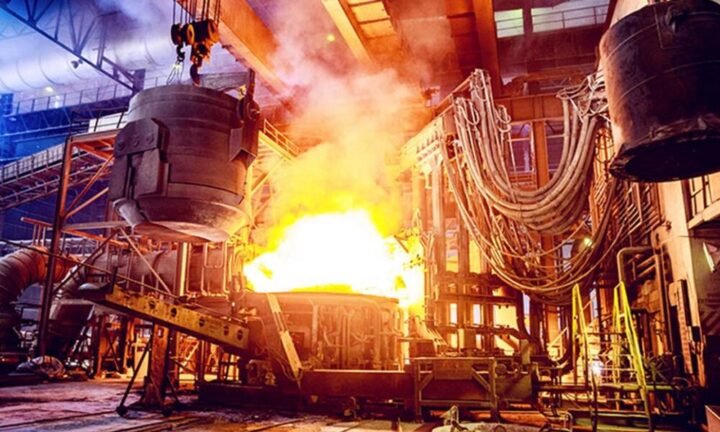 La siderurgia cinese è sull’orlo del precipizio